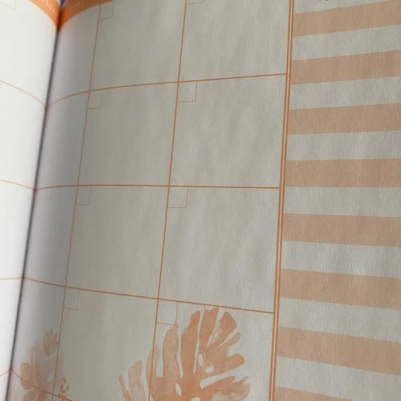 NEW-Year Planner, Hard Cover Notebook, Small Note Pad - Picture 10 of 14